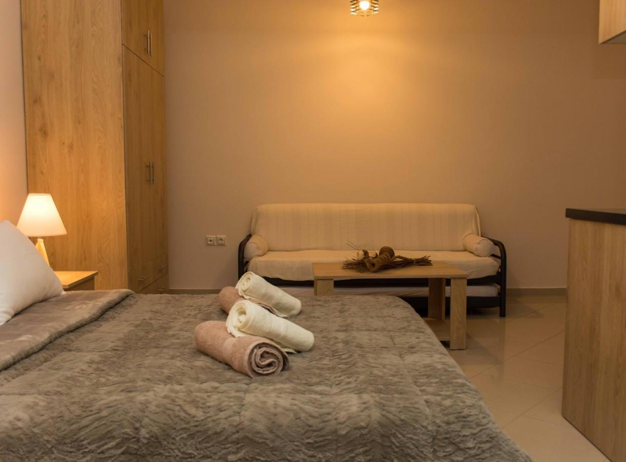 Central Luxury Studio Corinth المظهر الخارجي الصورة
