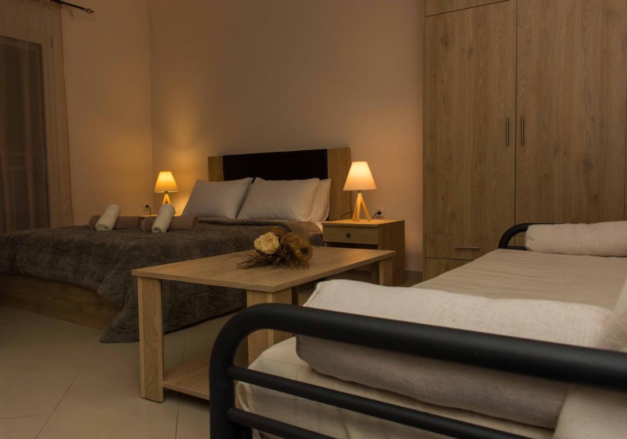 Central Luxury Studio Corinth المظهر الخارجي الصورة