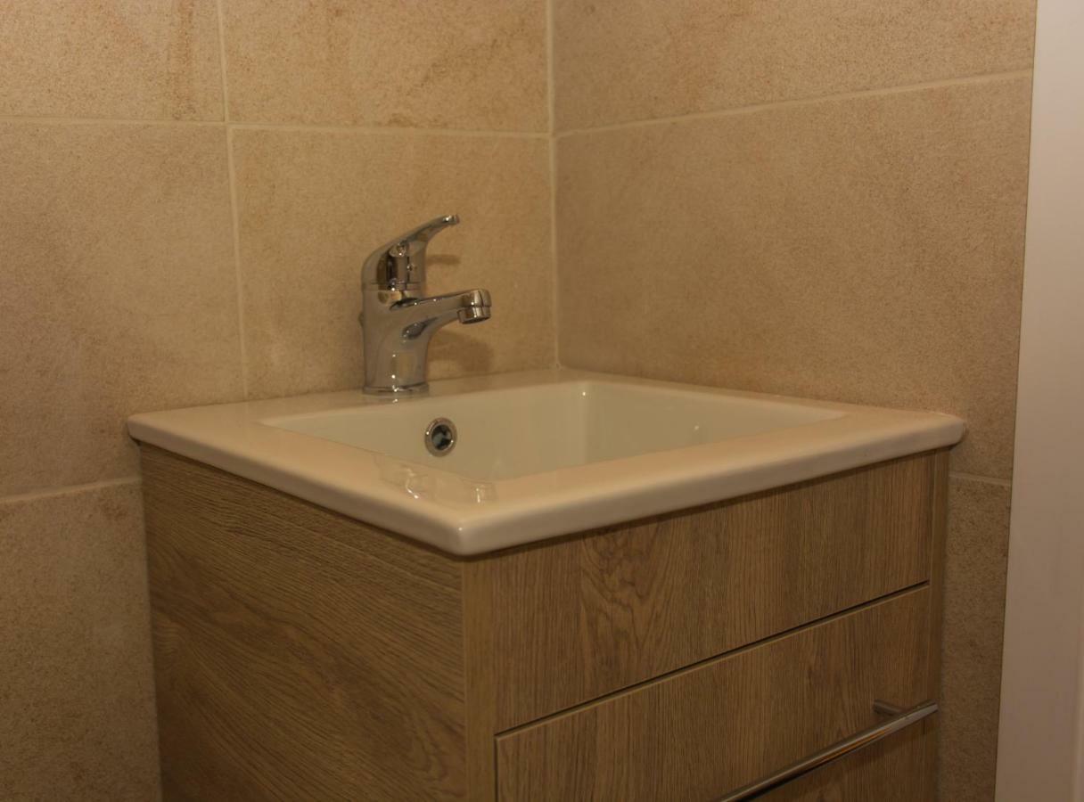 Central Luxury Studio Corinth المظهر الخارجي الصورة