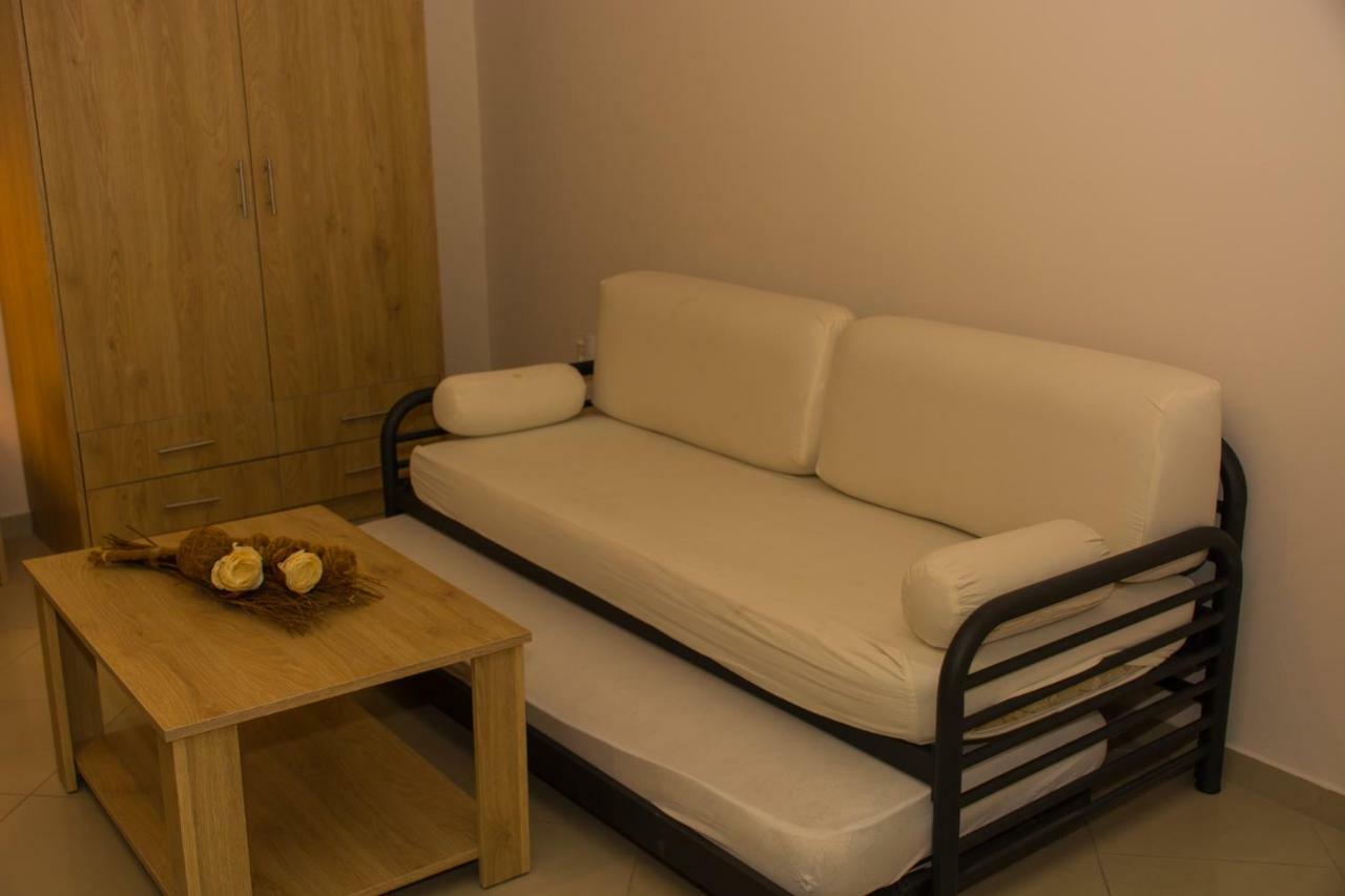 Central Luxury Studio Corinth المظهر الخارجي الصورة