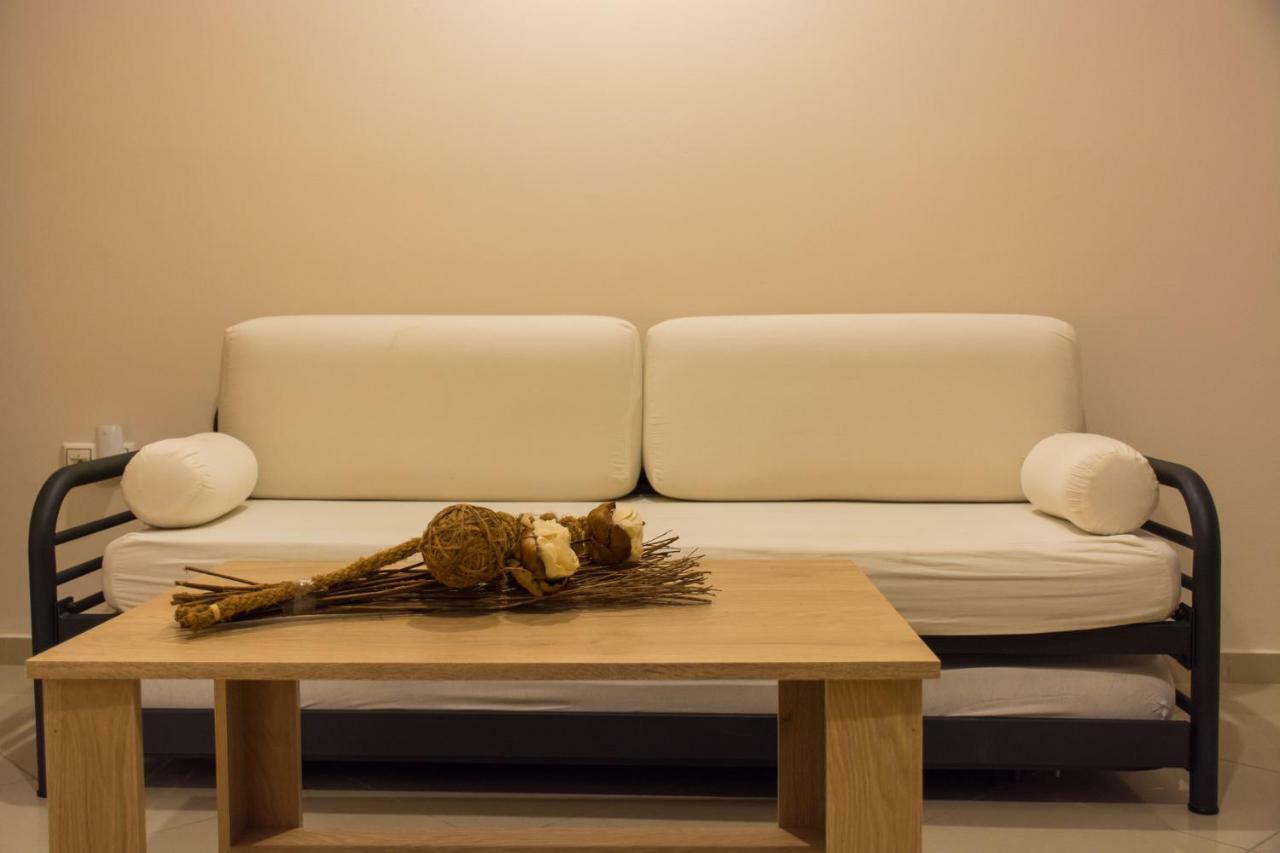 Central Luxury Studio Corinth المظهر الخارجي الصورة